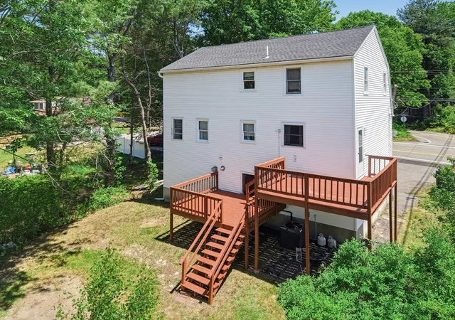 3rd image of 320 North St, Tewksbury, MA 01876 | MLS# 73536199