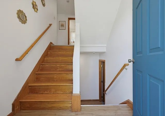 4th image of 320 North St, Tewksbury, MA 01876 | MLS# 73536199