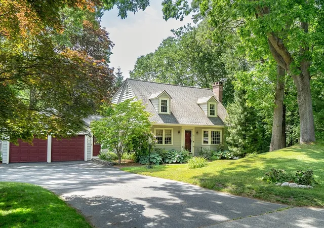 Homes for sale in Lexington, MA | 590 Lowell Street, Lexington, MA 02420 | MLS# 73540419