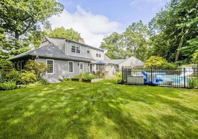 41st image of 7 Woodland Rd, Westfield, MA 01085 | MLS# 73566186