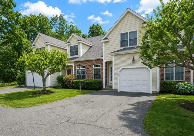 1st image of 14 Northgate Ct #14, North Grafton, MA 01536 | MLS# 73557772