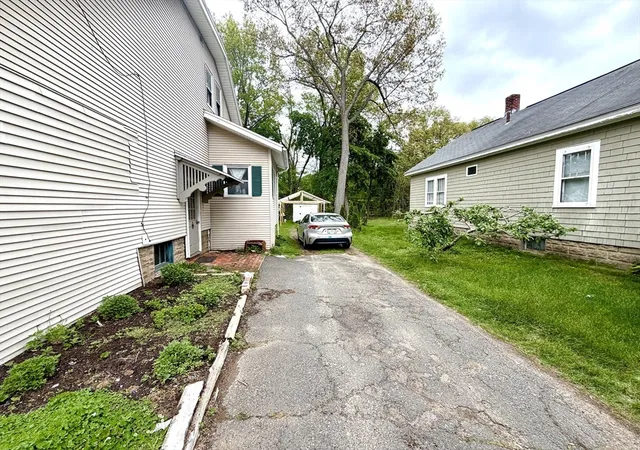 4th image of 107 Dorset St, Springfield, MA 01108 | MLS# 73520145