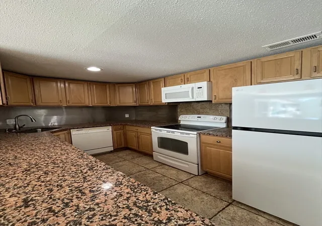 Homes for sale in New Bedford, MA | 1261 Church #33, New Bedford, MA 02745 | MLS# 73512955