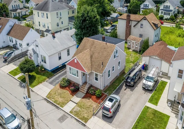 Photo 5 of Single family home for sale at 261 Ames St, Fall River, MA 02721 | MLS# 73569218 | Listing updated on 2026-09-03