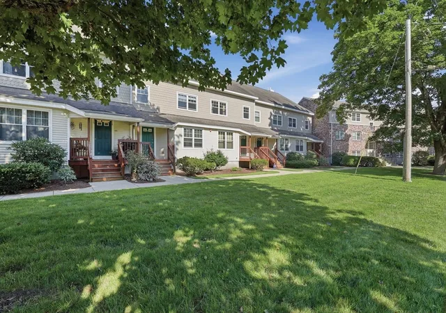 Photo 2 of Condo for sale at 6 Mayberry Dr #E, Westborough, MA 01581 | MLS# 73562628 | Listing updated on 2026-08-16
