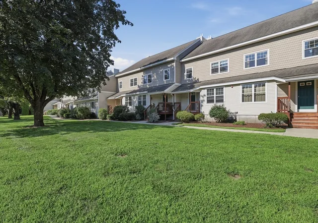 Photo 3 of Condo for sale at 6 Mayberry Dr #E, Westborough, MA 01581 | MLS# 73562628 | Listing updated on 2026-08-16