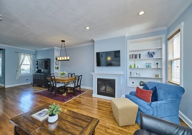 Homes for sale in Waltham, MA | 74 School St, Waltham, MA 02452