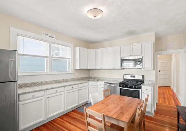 28th image of 17 Dow St, Somerville, MA 02144 | MLS# 73550020