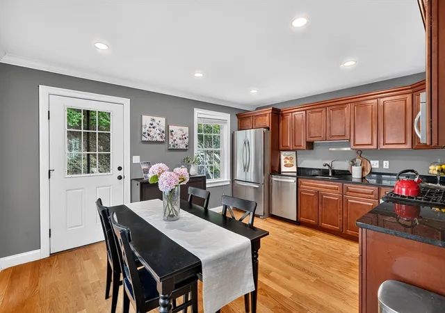 Listing Photo 5 - Condo for sale in building located at 89 Overland Rd, Waltham, MA 02451 - Unit #2