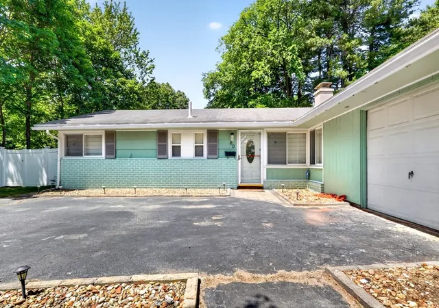 Homes for sale in Framingham, MA | 20 Temi Rd, Framingham, MA 01701 | MLS# 73533071