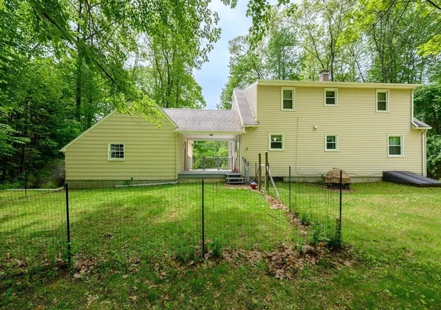Homes for sale in Belchertown, MA | 208 North St, Belchertown, MA 01007 | MLS# 73525341