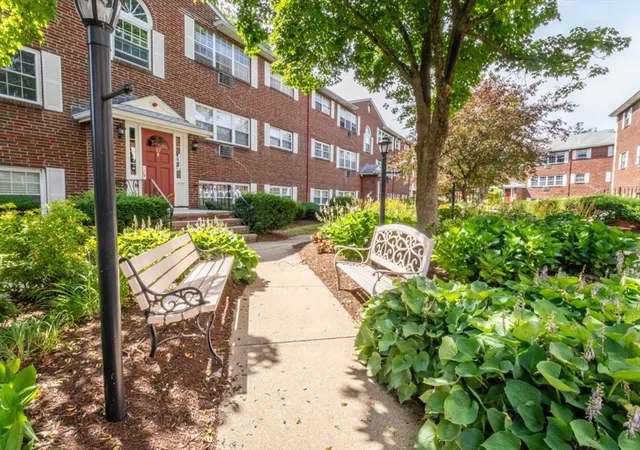 5th image of 5 Cass Street #12, West Roxbury, MA 02132 | MLS# 73552580