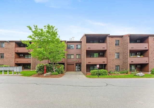 Homes for sale in Acton, MA | 15 Davis Rd #B1, Acton, MA 01720 | MLS# 73535092