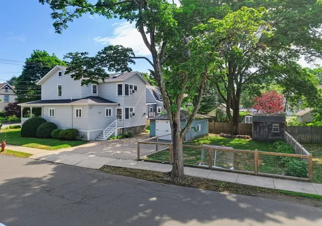Homes for sale in Stoneham, MA | 138 Marble St, Stoneham, MA 02180 | MLS# 73544989