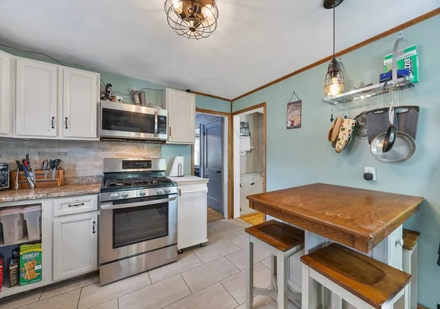 Homes for sale in East Longmeadow, MA | 26 Thompson St, East Longmeadow, MA 01028 | MLS# 73545338