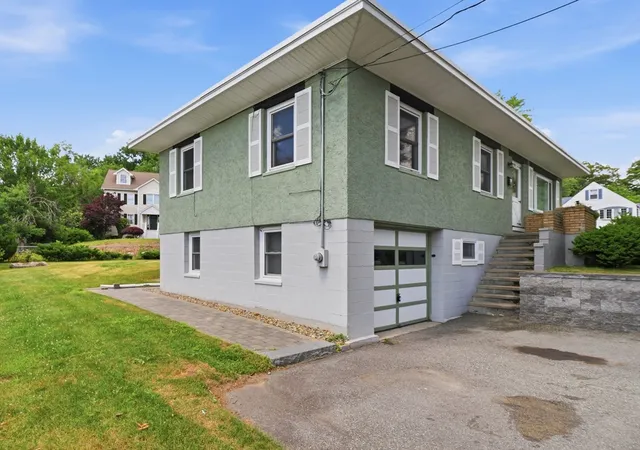 4th image of 48 Pinedale Ave, Billerica, MA 01821 | MLS# 73539043