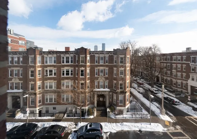 Homes for sale in Boston, MA | 111 Jersey St #15, Boston, MA 02215 | MLS# 73548702