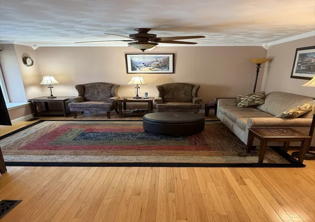 2nd image of 22 Groveland Commons Way #22, Groveland, MA 01834 | MLS# 73554898