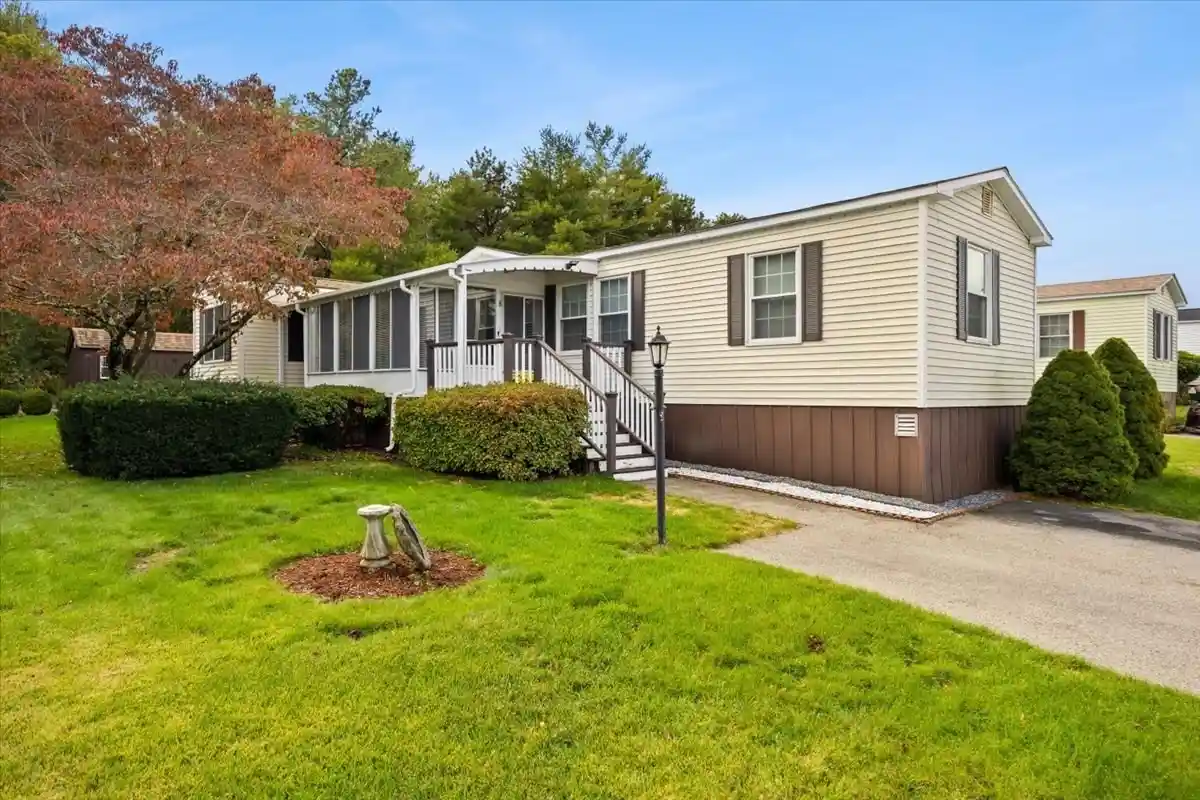 Manufactured home for sale at 8 Narranganset Dr, Plymouth, MA 02360 | MLS# 73590067