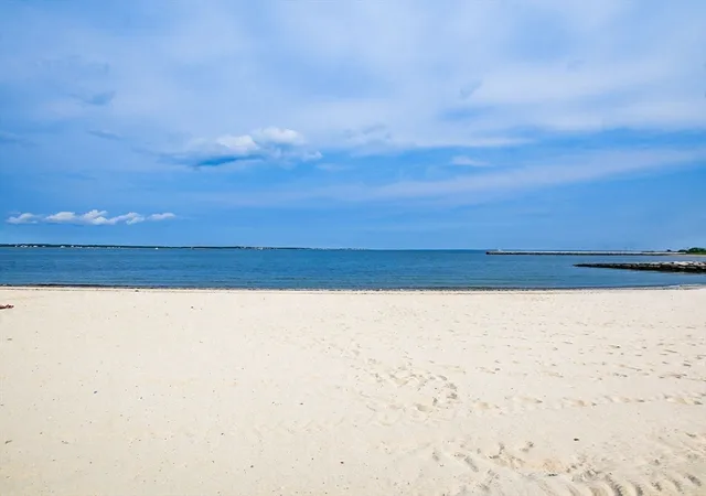 28th image of 66 Seymour St, New Bedford, MA 02744 | MLS# 73564795