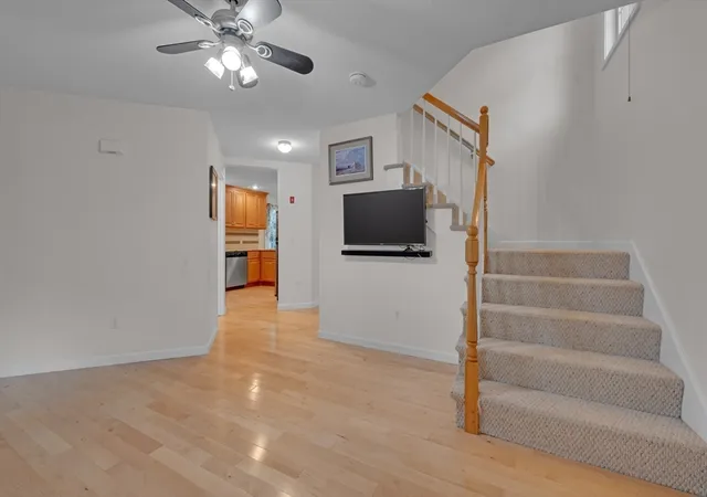 Photo 3 of Sale Pending at 271 Mashapaug Rd, Holland, MA 01521 | MLS# 73554369 | Listing updated on 2026-09-11