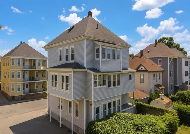 13th image of 85 Jouvette St, New Bedford, MA 02744 | MLS# 73558916