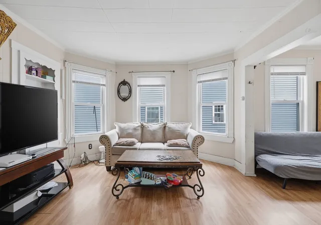 2nd image of 18 20 Phillips St, Lowell, MA 01854 | MLS# 73531644