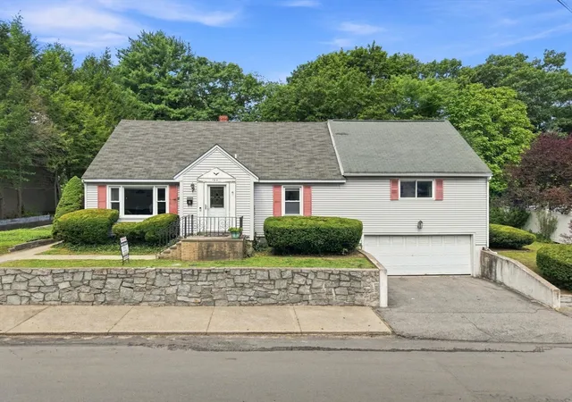 1st image of 124 E Meadow Rd, Lowell, MA 01854 | MLS# 73560663