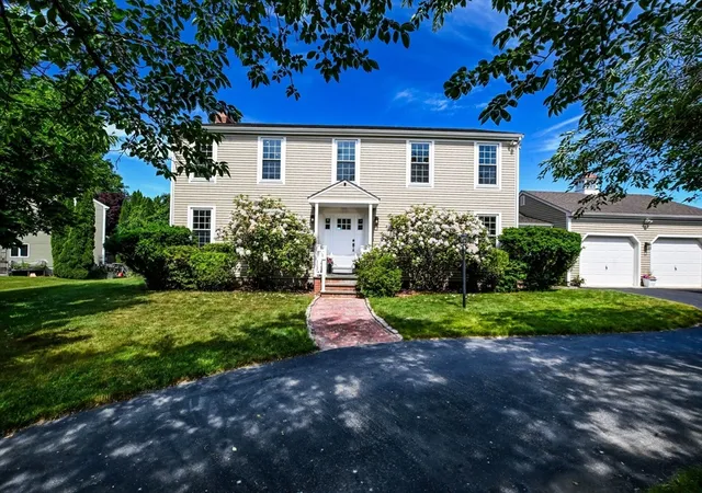 Homes for sale in North Dartmouth, MA | 18 Stratford Dr, North Dartmouth, MA 02747 | MLS# 73539890