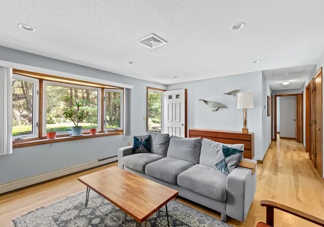 Homes for sale in Wellfleet, MA | 90 Village Ln, Wellfleet, MA 02667 | MLS# 73549437