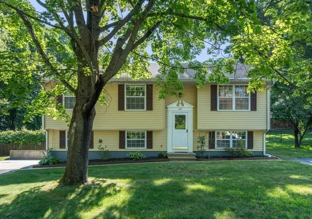 1st image of 85 Tower Street, Hudson, MA 01749 | MLS# 73556889