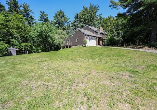 Homes for sale in Belchertown, MA | 428 Michael Sears Rd, Belchertown, MA 01007 | MLS# 73529993