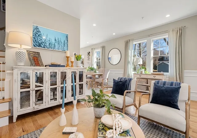 Listing Photo 4 - Condo for sale in building located at 28 Park St, Boston, MA 02122 - Unit #5