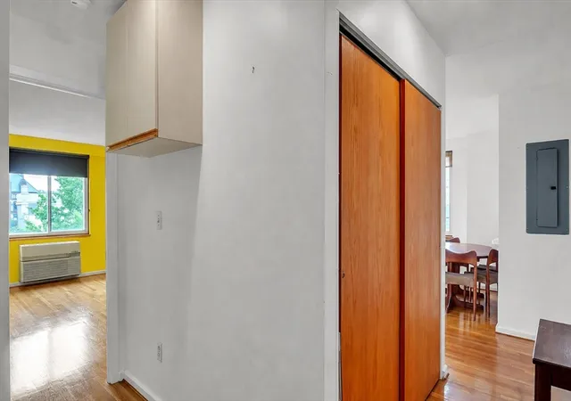 3rd image of 332 Franklin St Unit 501 #501, Cambridge, MA 02139 | MLS# 73547607