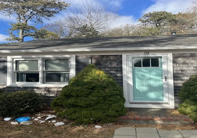 Photo 3 of Sale Pending at 10 Ellis Dr, Dennis Port, MA 02639 | MLS# 73542071 | Listing updated on 2026-09-15