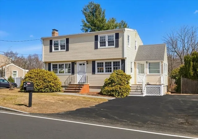Photo 2 of Sale Pending at 9 Winter St, Burlington, MA 01803 | MLS# 73492054 | Listing updated on 2026-05-13