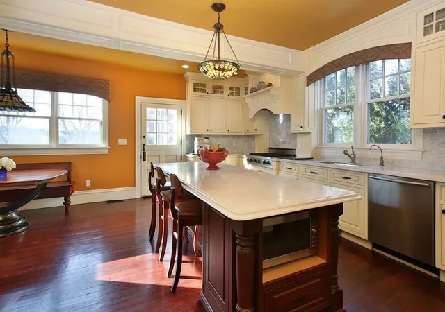 4th image of 460 Heath Street, Chestnut Hill, MA 02467 | MLS# 73484859