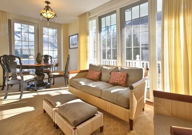 5th image of 460 Heath Street, Chestnut Hill, MA 02467 | MLS# 73484859