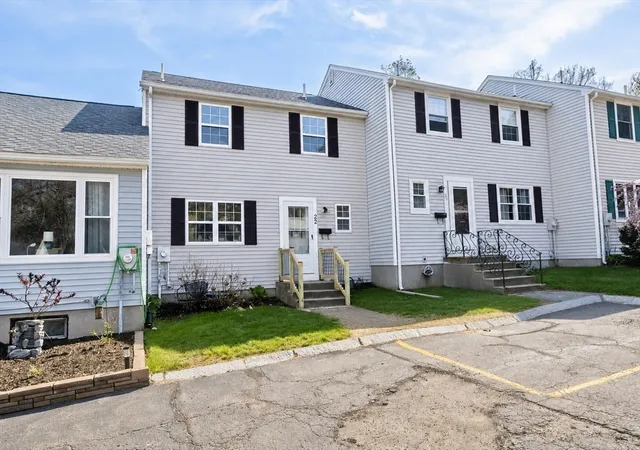 Homes for sale in Ware, MA | 22 Warebrook Vlg #22, Ware, MA 01082 | MLS# 73515078