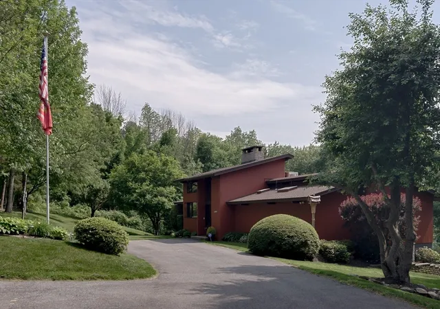 Photo 3 of Single family home for sale at 1023 N Woodstock Road, Southbridge, MA 01550 | MLS# 73386352 | Listing updated on 2025-10-31