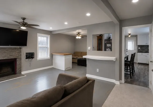 4th image of 4 Linden Ct, New Bedford, MA 02740 | MLS# 73540805