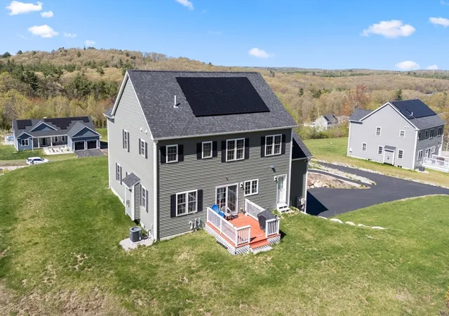 Homes for sale in Charlton, MA | 32 Hycrest Rd, Charlton, MA 01507 | MLS# 73517797