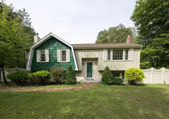 1st image of 23 Lexington Ln, Millis, MA 02054 | MLS# 73542942