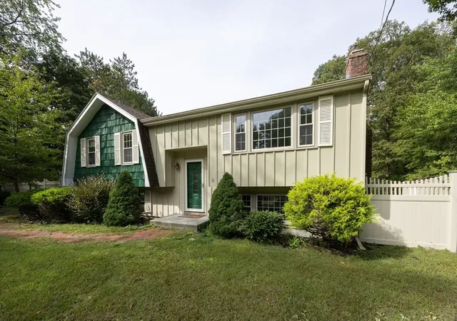 2nd image of 23 Lexington Ln, Millis, MA 02054 | MLS# 73542942