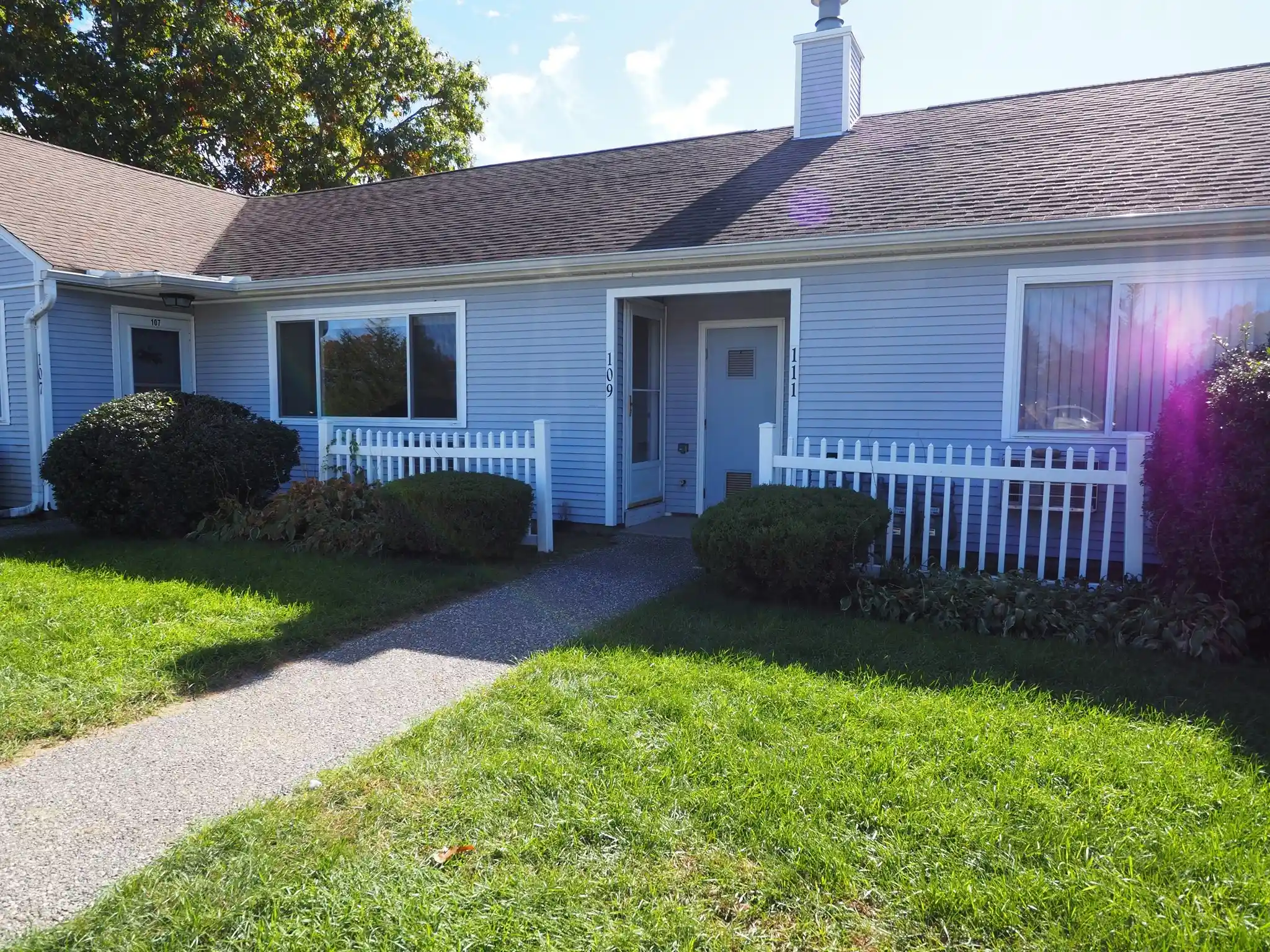Listing Photo 1 - Condo for sale in 109 Stephens St located at 109 Stephens St, Chicopee, MA 01022 - Unit #109