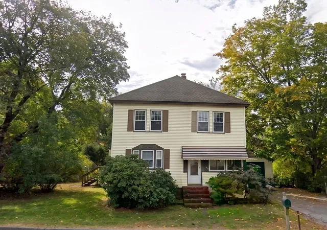 Photo 3 of Single family home for sale at 133 Pleasant Valley St, Methuen, MA 01844 | MLS# 73492166 | Listing updated on 2026-09-02
