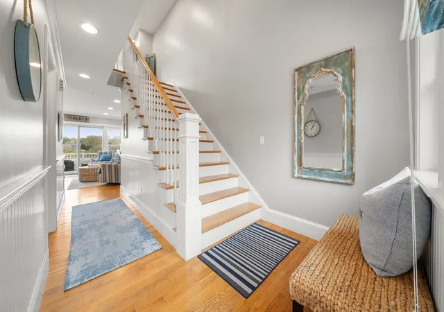 3rd image of 1068 Main St, Wakefield, MA 02633