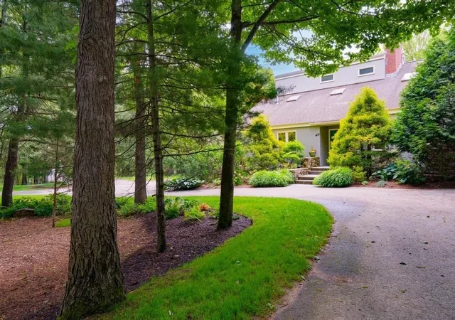 1st image of 40 Bicentennial Way, Boxborough, MA 01719 | MLS# 73534117