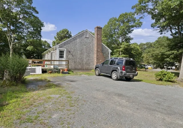 3rd image of 24 S Sea Ave, Yarmouth, MA 02601 | MLS# 73567504