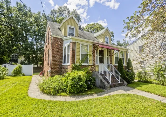 1st image of 86 Laurence, Springfield, MA 01104 | MLS# 73567364